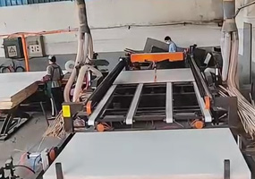 伺服系統(tǒng)36-48尺自動鋸邊機(jī)